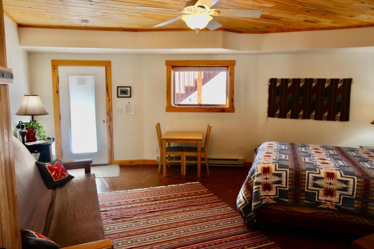 Red Moon Lodge Moab Zewnętrze zdjęcie